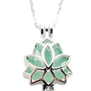 "Yoga Jewelry" Lotus Locket Green Natural Sea Glass Necklace Women Jewelry Gift